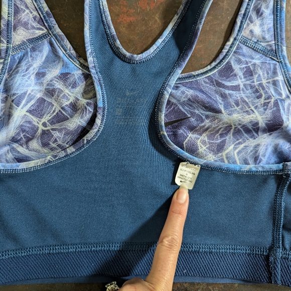 Bundle of Two Nike Sports Bras - Picture 3 of 7